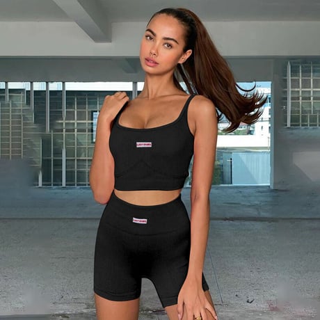 3色 Sporty Sets