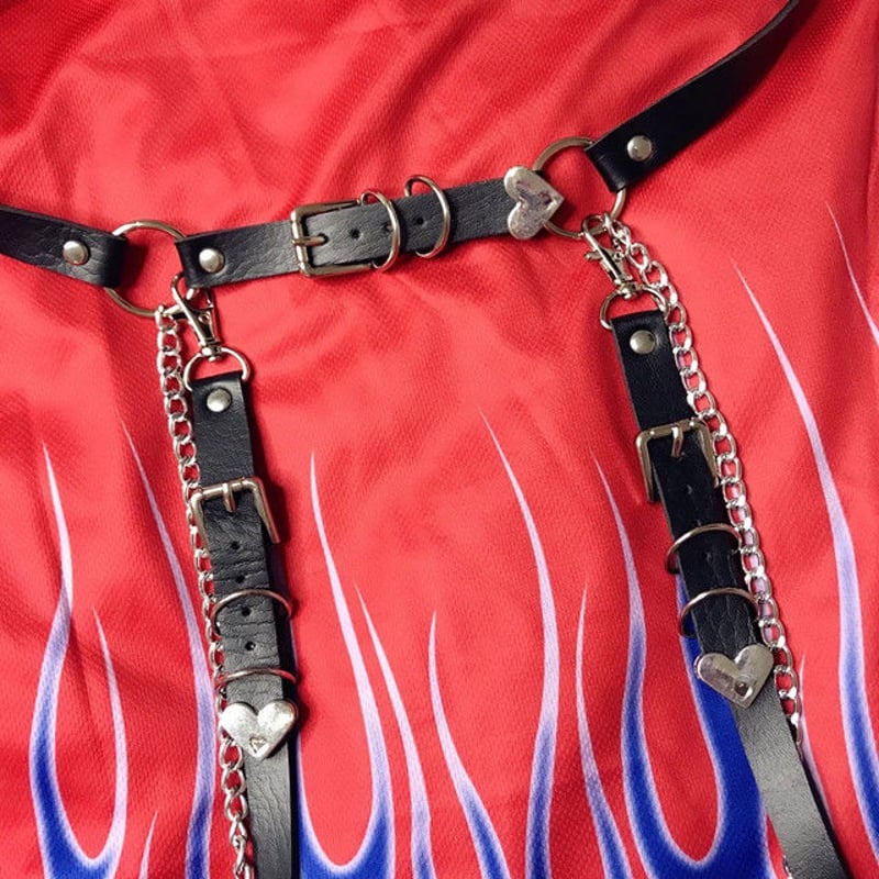 レザー ベルト サスペンダー Body Chain | PLASTIC BUNNY