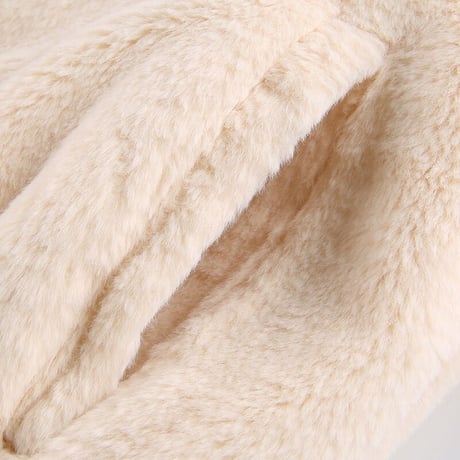 2色 Fluffy ショートジャケット