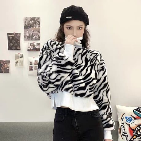 High neck Zebra セーター