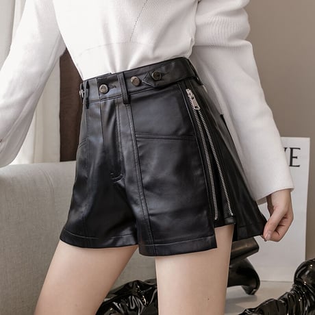 Side Zipper Leather Short Pants
