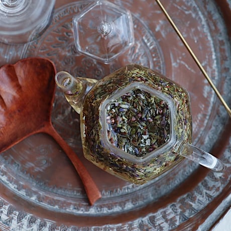 二十四節気のお茶　〈立夏〉美白のブレンドティー