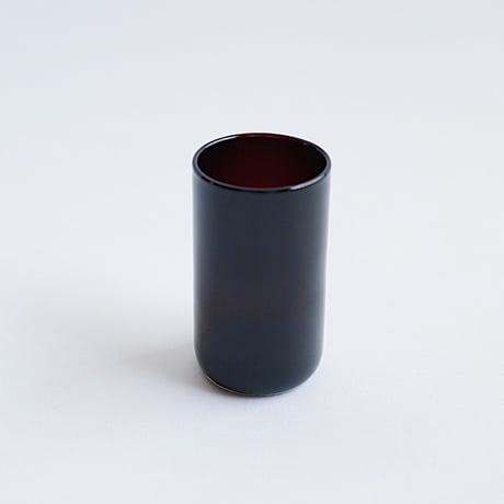 黒川登紀子　コップ　ブラウン