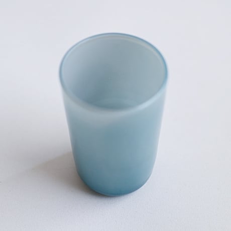 黒川登紀子　コップ　ブルー