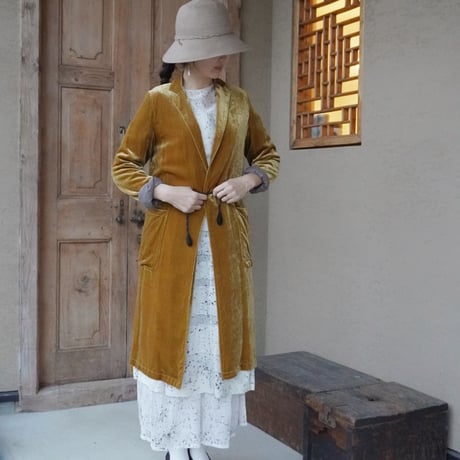 tabrik　ベルベットコート　＜MUSTARD＞