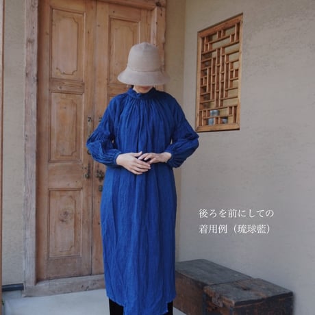 tabrik　リネンギャザーローブ　＜徳島藍　浅葱＞