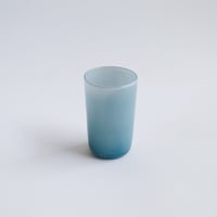 黒川登紀子　コップ　ブルー