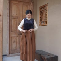tabrik　ベルベットプリーツマキシドレス　＜BLUE /BROWN＞