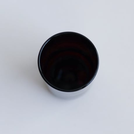 黒川登紀子　コップ　ブラウン