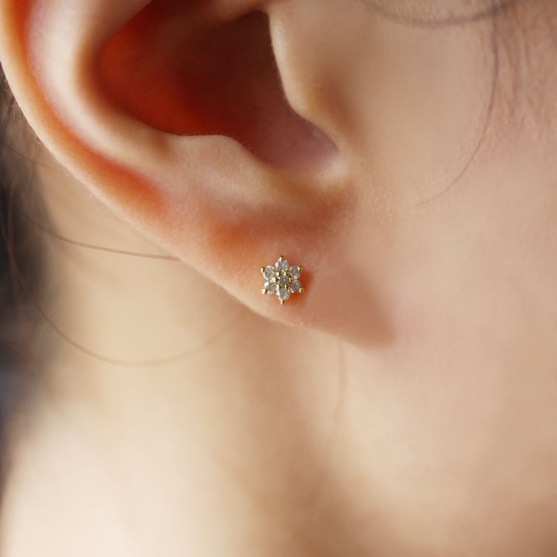 ダイヤモンドフラワーピアス k18 | Littluz online store