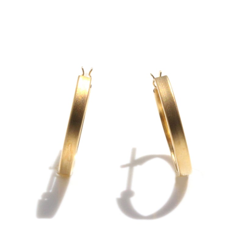 K18フープピアス☆0.50×2 (計1.00ct) 15×2mm艶消しフープピアスk18 | Littluz online store