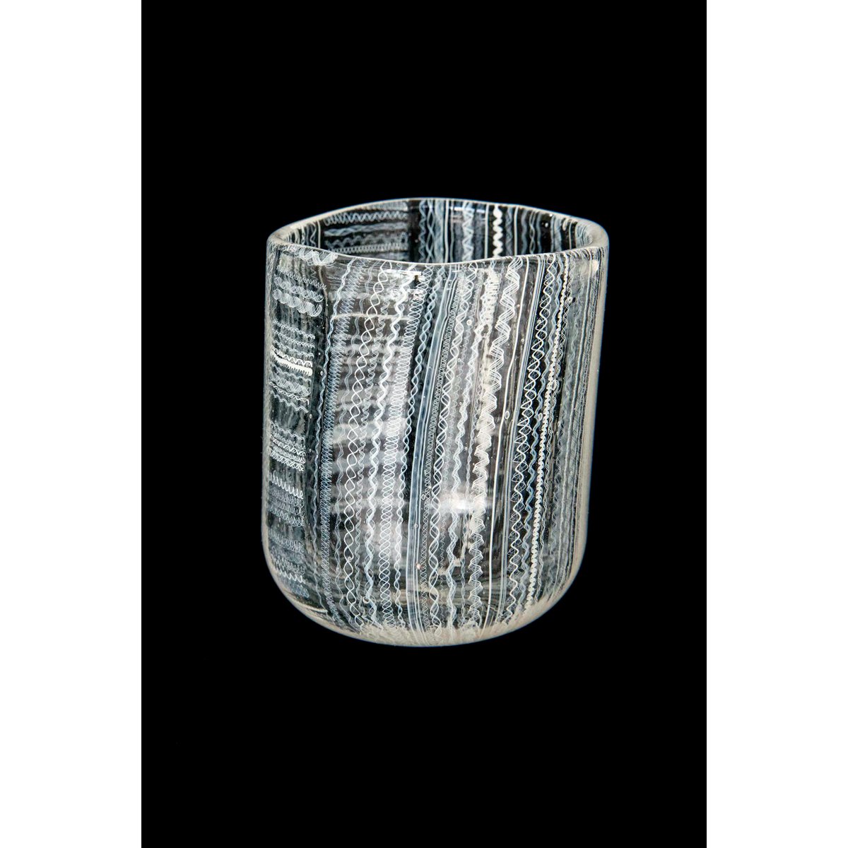 中国　ガラス絵　美人　1960年代製　壁がけ　送料込み250131 中国 ガラス絵 美人 1960年代製 壁がけ 送料込み250131 - メルカリ