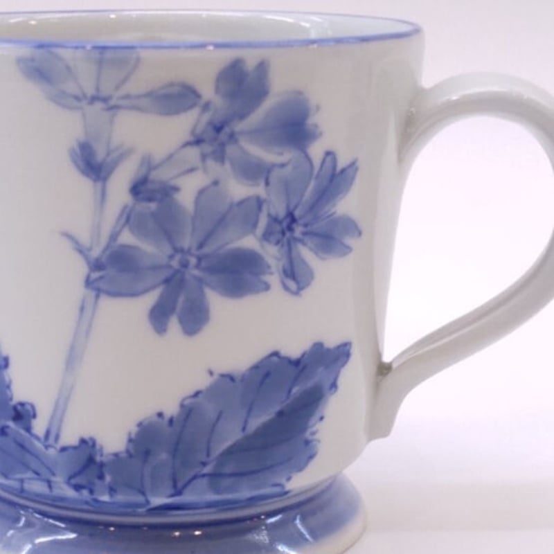 【新品未使用】東海林晴美 染付鉄絵 陶器製大皿 28cm 新品未使用】東海林晴美 染付鉄絵 陶器製大皿 28cm - メルカリ