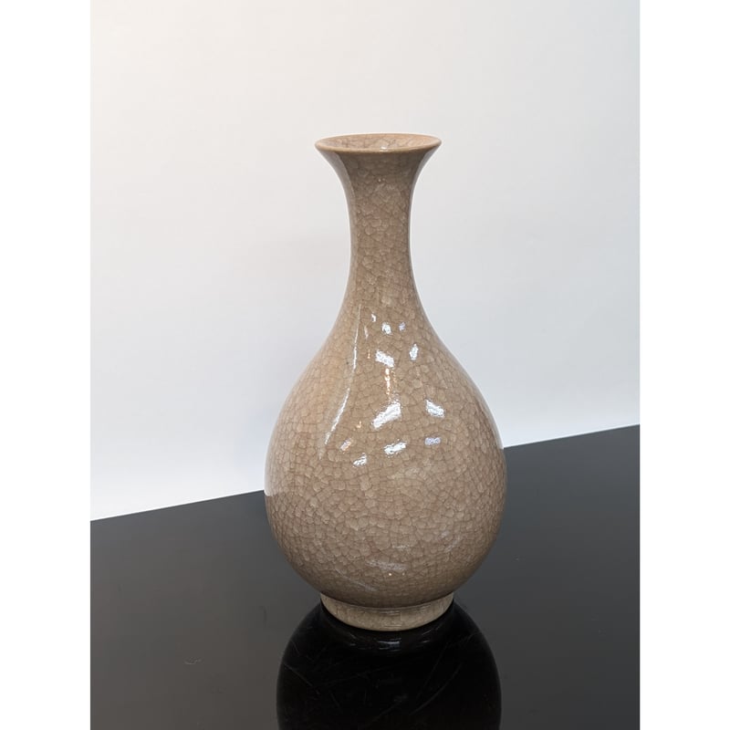 渡部秋彦「窯変米色瓷花入」 | 恵埜画廊STORE