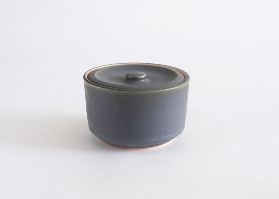 ❶ ノリタケ キャセロール❷ らんたい漆器A4トレー❸ 九藍ティッシュBOX ➀ ノリタケ キャセロール➁ らんたい漆器A4トレー➂ 九藍