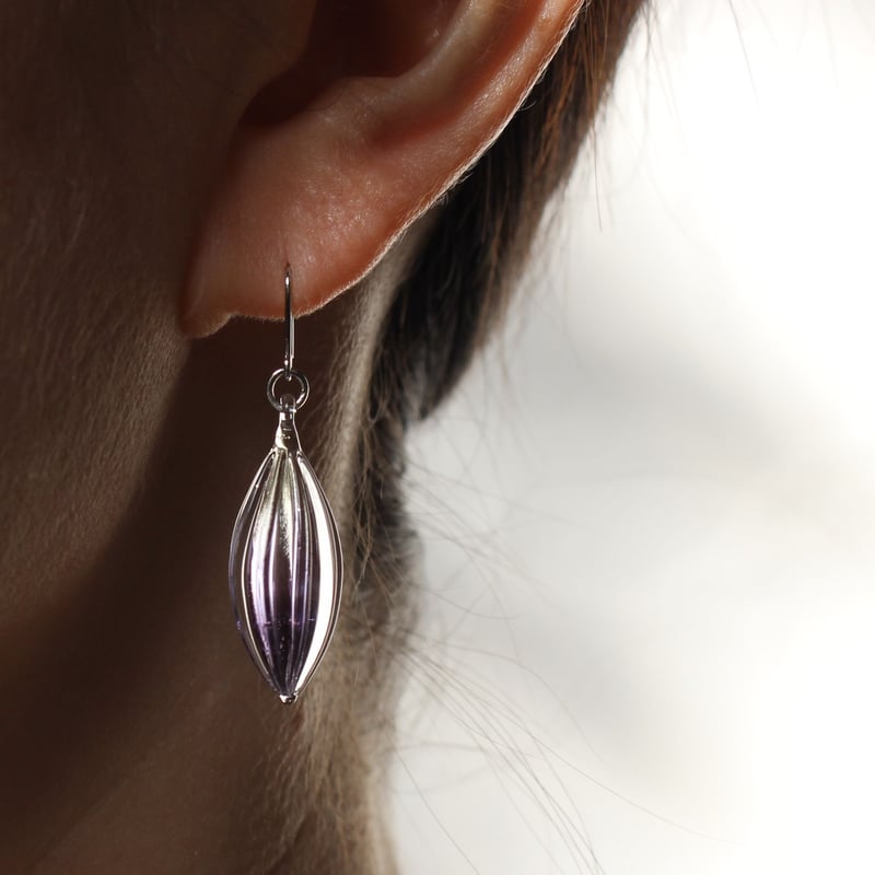 guridrops】春色グラデーションのカカオの実ピアス／イヤリング(Purple