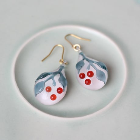 【guridrops】南天ピアス／イヤリング