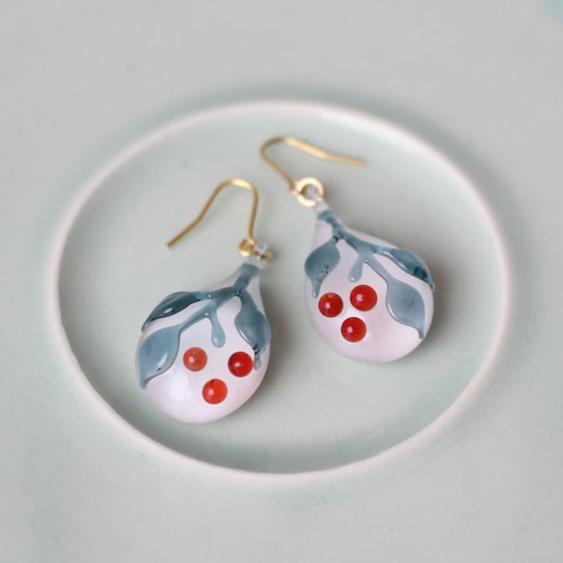 guridrops】南天ピアス／イヤリング | ぐり工房 Online Shop
