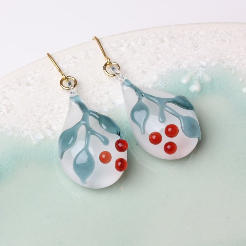 guridrops】南天ピアス／イヤリング | ぐり工房 Online Shop