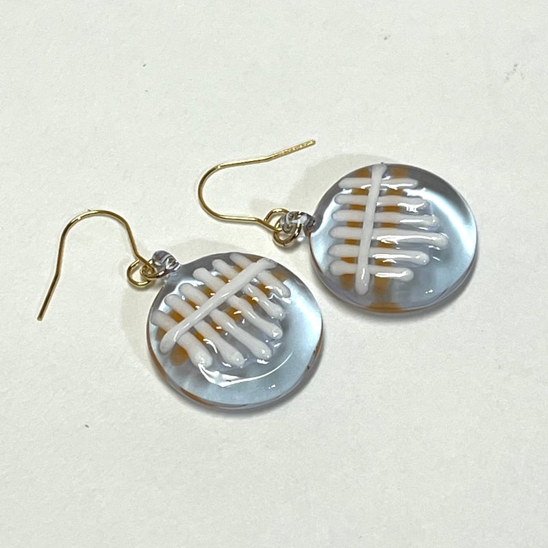 カリンバ♪ガラスピアス／イヤリング(丸形/Purple) | ぐり工房 Online Shop