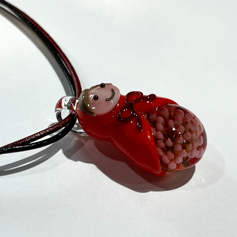 現品】マトリョーシカチョーカー(赤／ピンクの八重の花) | ぐり工房