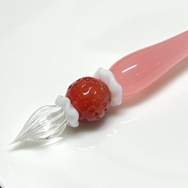 色が変わる！いちごケーキガラスペン (グラマラスBody)種なし