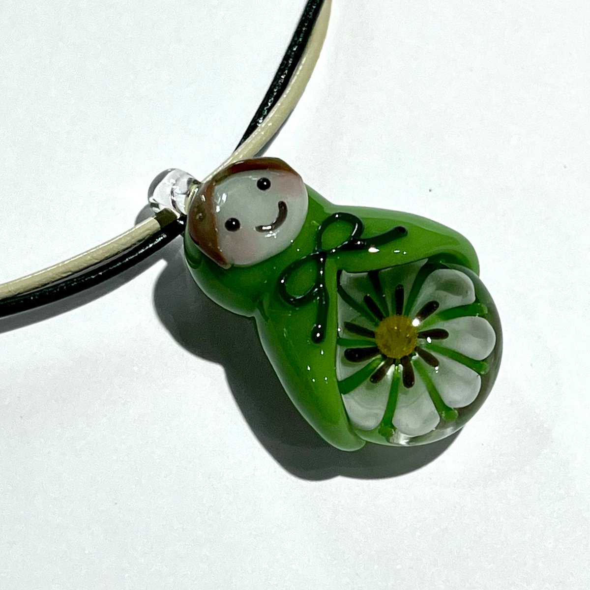 現品】マトリョーシカチョーカー(黄緑／白い花) | ぐり工房 Online Shop