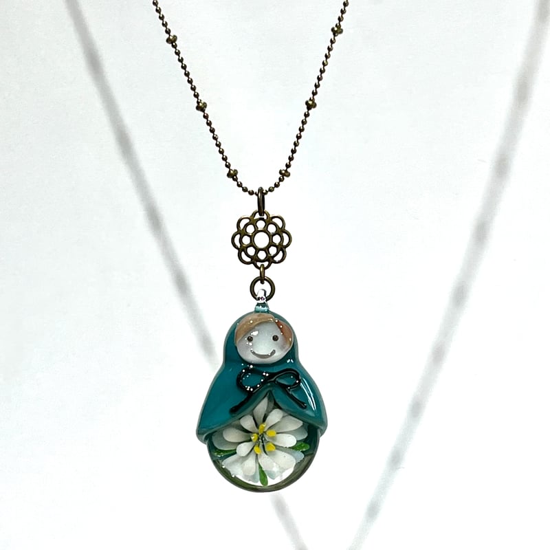 現品】マトリョーシカネックレス(青緑／水色の花)① | ぐり工房