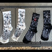 UNDERRATED  Socks Paisley  White/Black