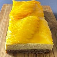 マンゴーレアチーズケーキ