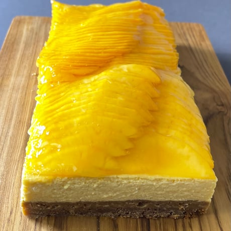 マンゴーレアチーズケーキ