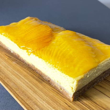 マンゴーレアチーズケーキ