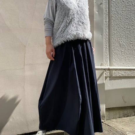 497 湿っぽい 新品 HANAHANA コクーンスカート 