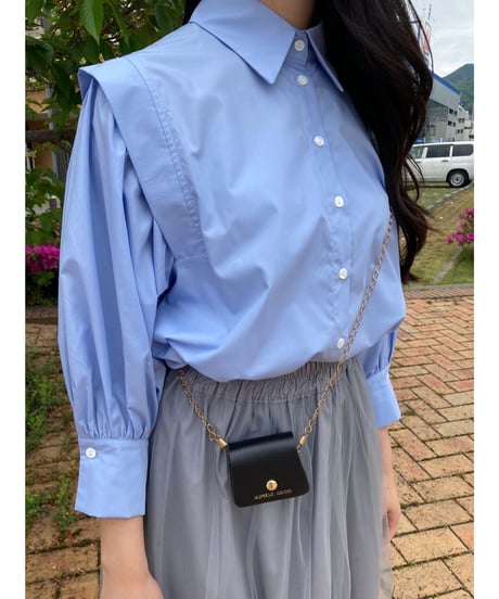 テープショルダーブラウス・全3色・24SS022　　　　　　　　　　　　　　　　　　　　　　　　　　　　（￥9,790）