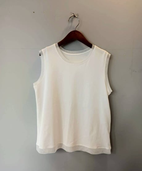 チュールタンクトップ・全3色(￥6,490)