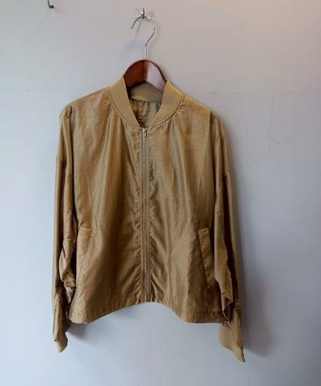 シアージップブルゾン・全3色(¥6,490)