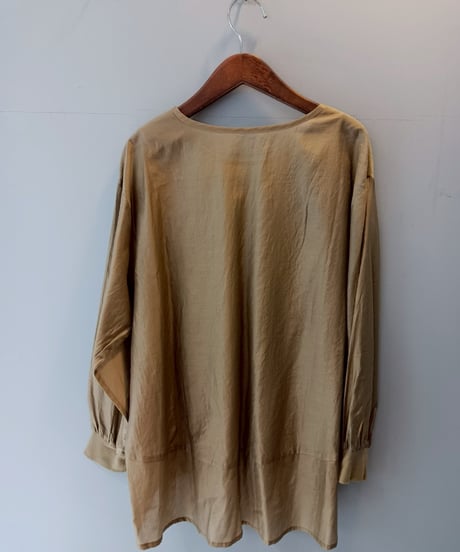 シアービッグブラウス・全3色(¥8,690)