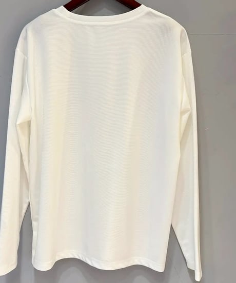 シンプルロゴプルオーバー・全3色(¥7,590)