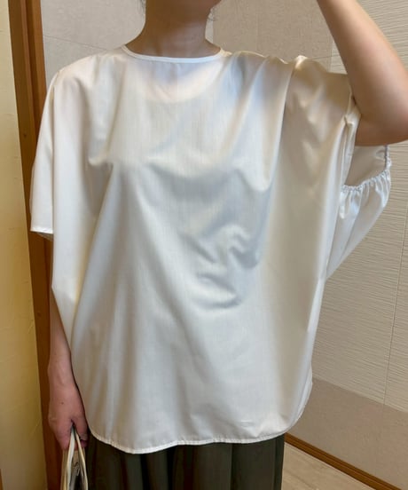 ドルマンビッグブラウス・全3色(￥8,690)