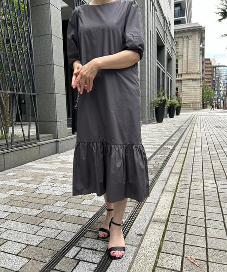 ランタン袖マーメイドワンピース・全3色(￥8,690）