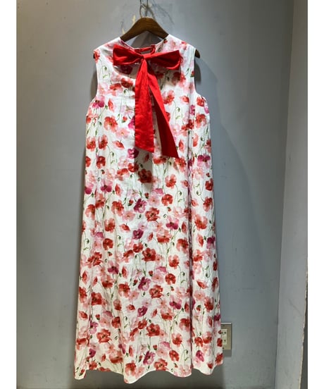 フラワープリントバックリボンワンピース・全３色  (¥15,180)