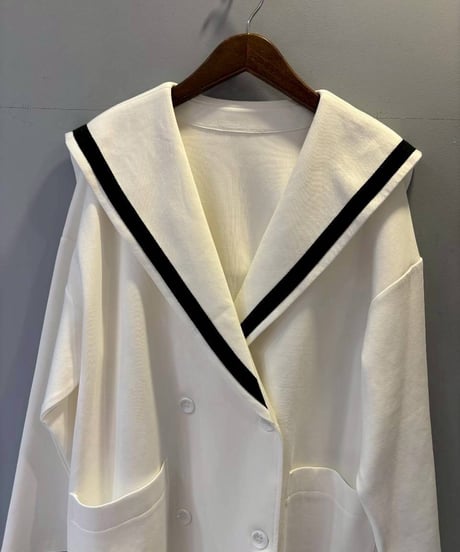 配色ラインセーラーカラーコート・全3色(￥11,880)