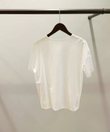 チュールスリーブロゴTシャツ・全3色(¥9,790)