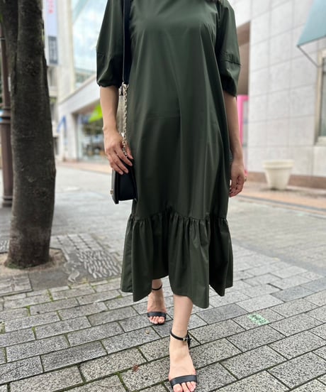 ランタン袖マーメイドワンピース・全3色(￥8,690）