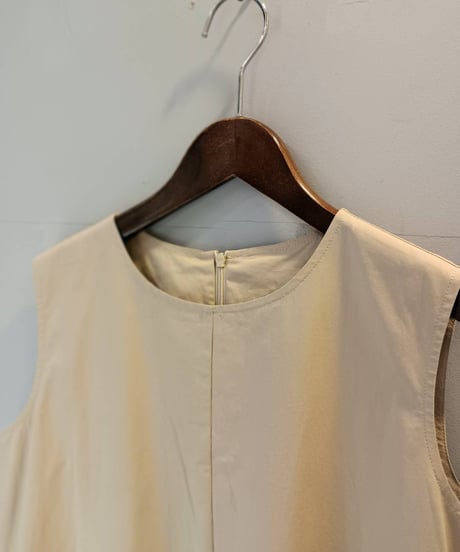 ノースリーブロングワンピース・全3色(¥12,980)