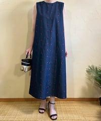 ハート刺繍デニムワンピース・全3色(￥11,880)