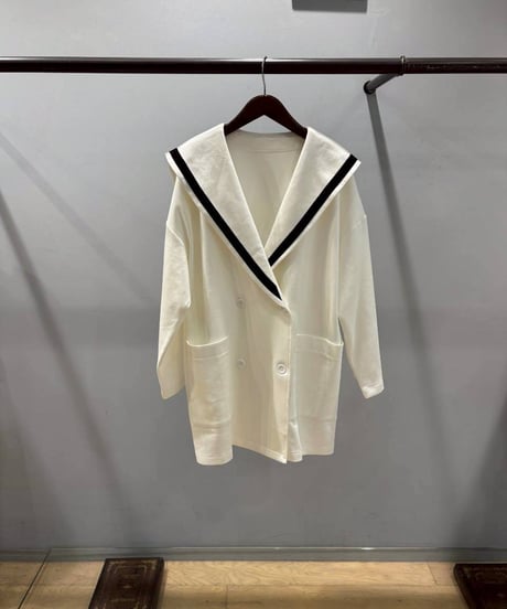 配色ラインセーラーカラーコート・全3色(￥11,880)