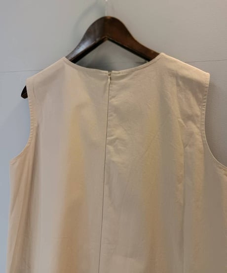 ノースリーブロングワンピース・全3色(¥12,980)