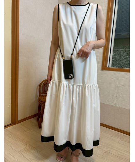 配色ラインノースリーブワンピース・全3色(￥10,780)