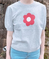 フラワーインターシャニット・全3色(￥8,690)